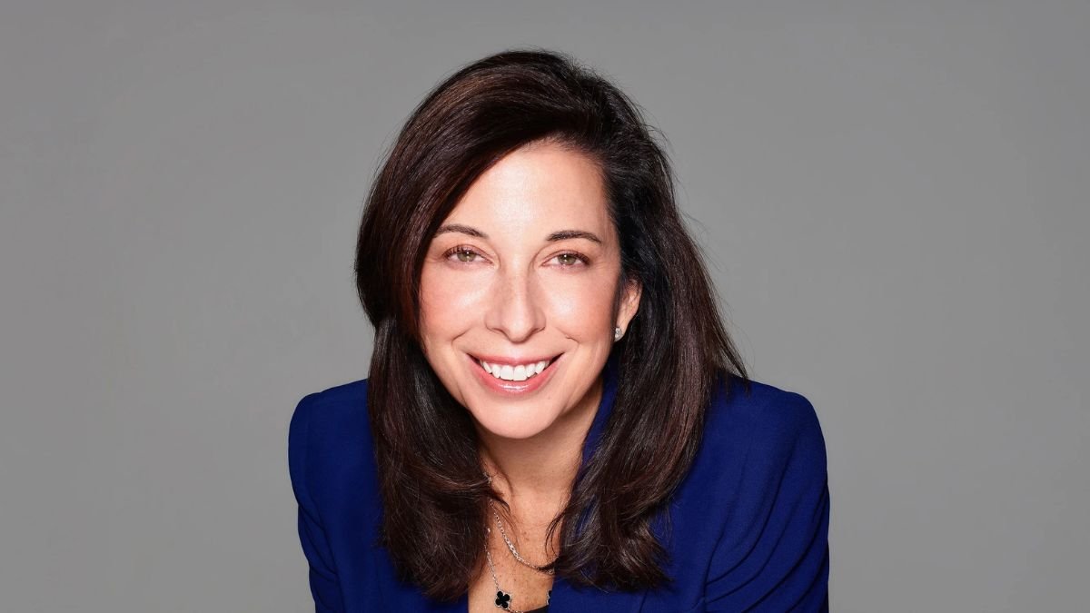 Shattering Glass Ceilings: How Janet Truncale is Reshaping EY?